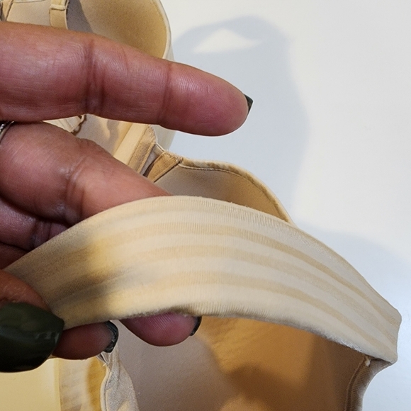 Plates Nude plus size Bra 40DDD - Picture 9 of 10